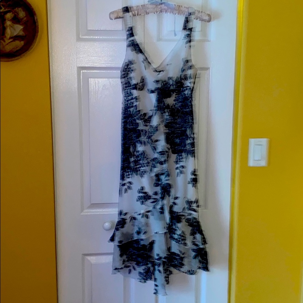 Feminine sexy summer dress!
